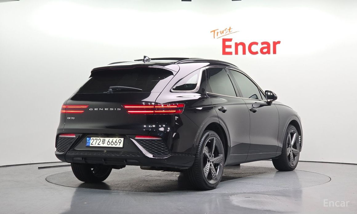  Genesis GV70