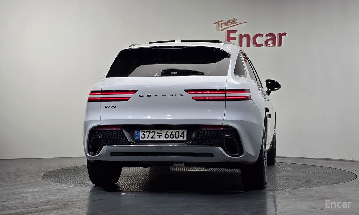  Genesis GV70