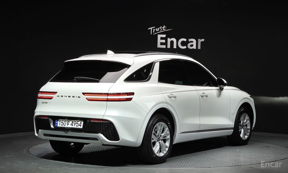  Genesis GV70