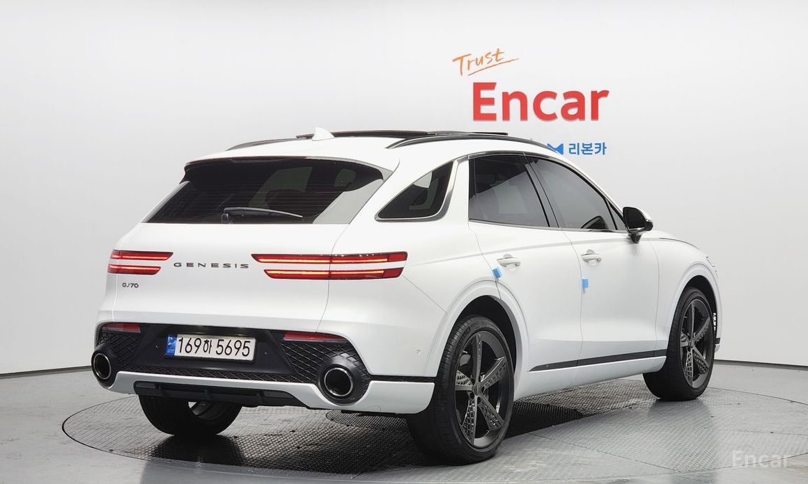  Genesis GV70