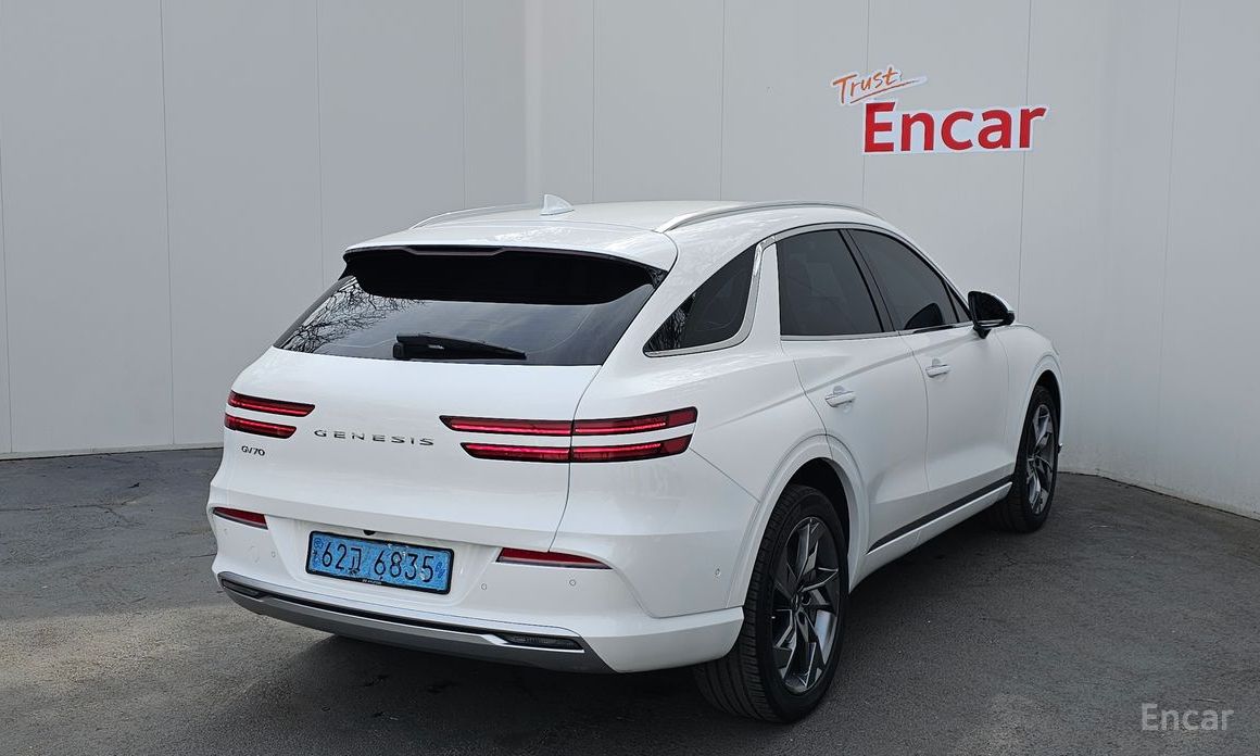  Genesis GV70