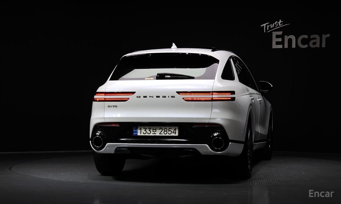  Genesis GV70