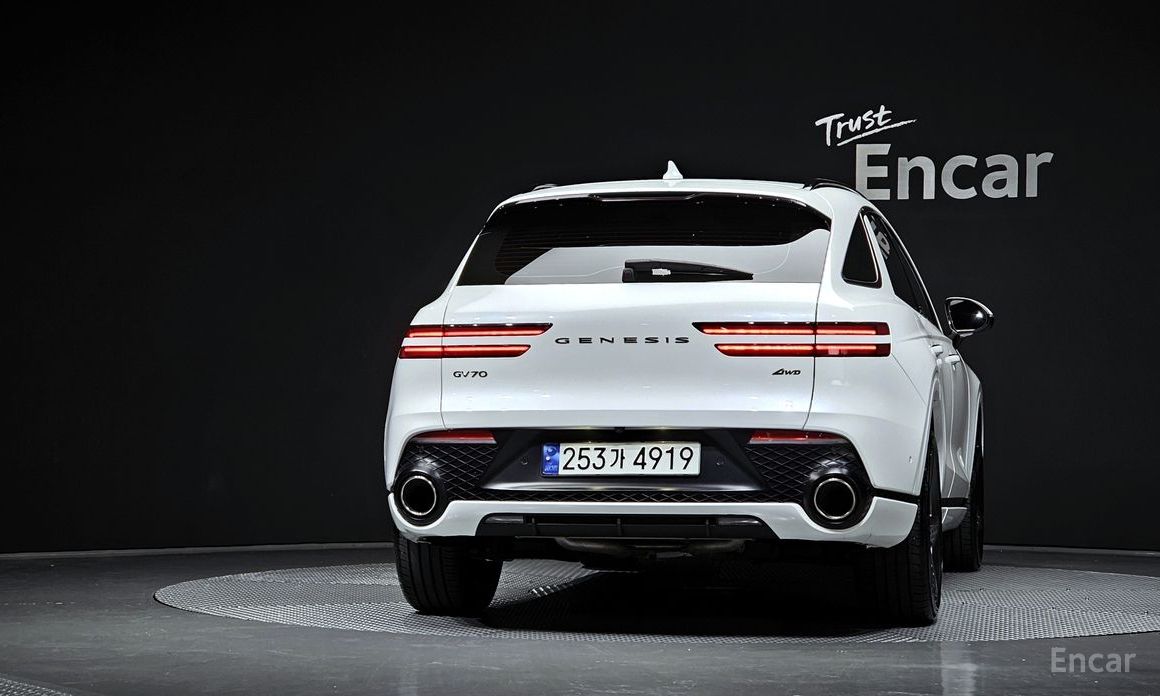  Genesis GV70