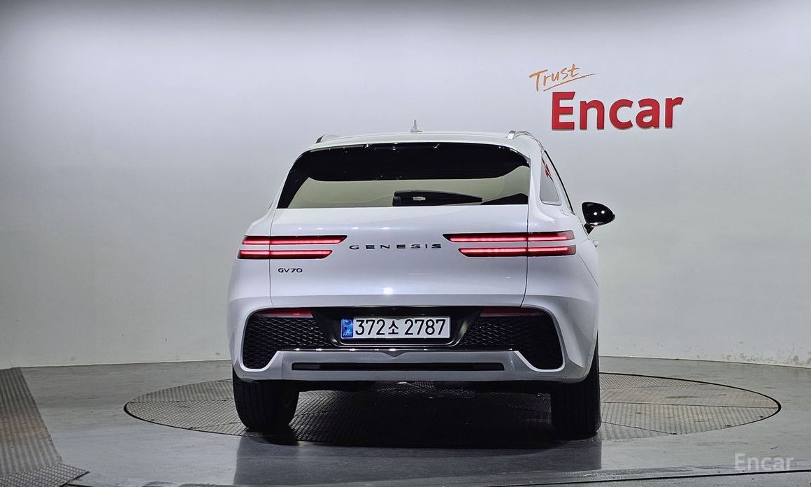  Genesis GV70