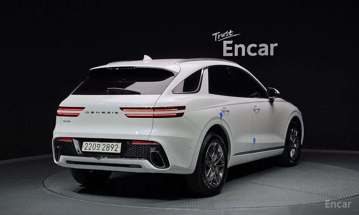  Genesis GV70