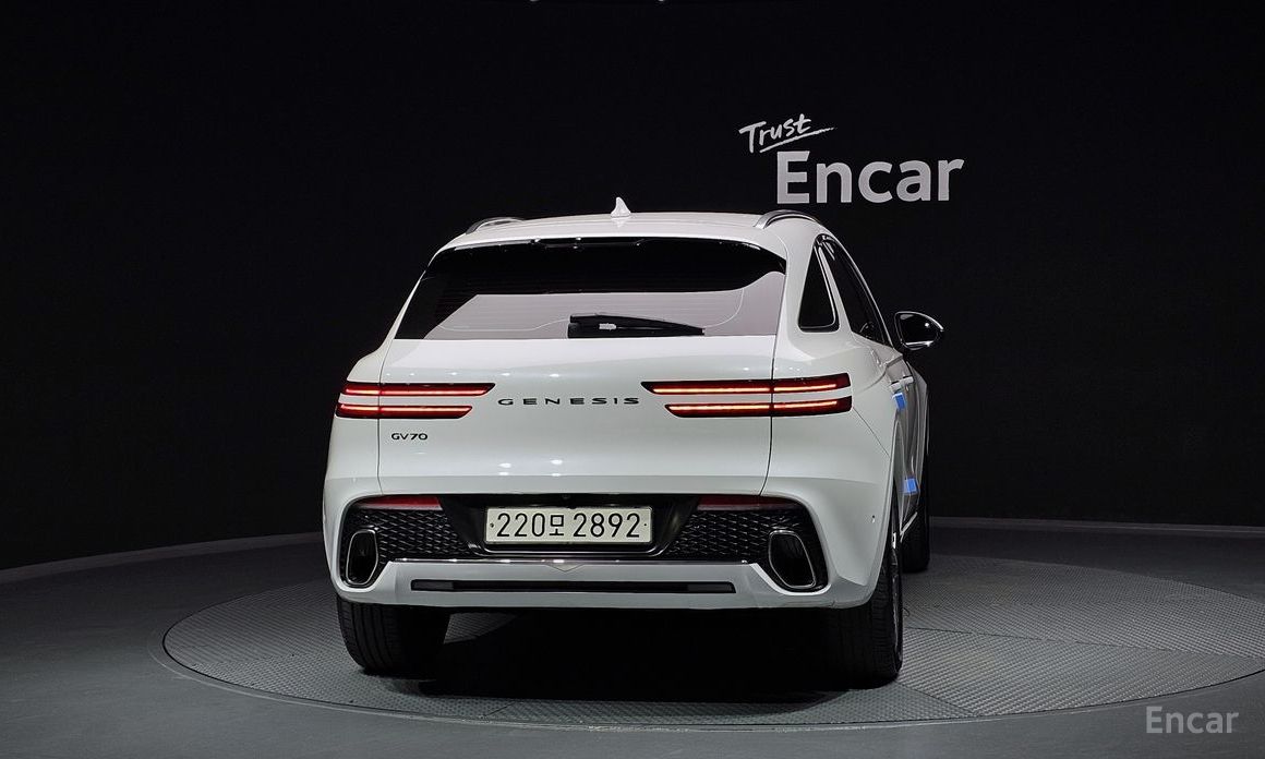  Genesis GV70