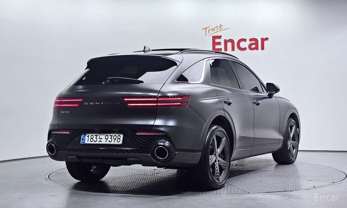  Genesis GV70