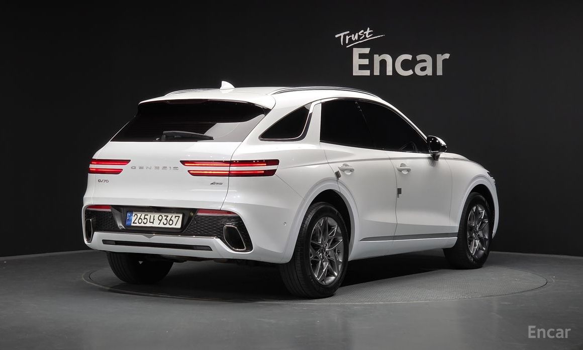  Genesis GV70