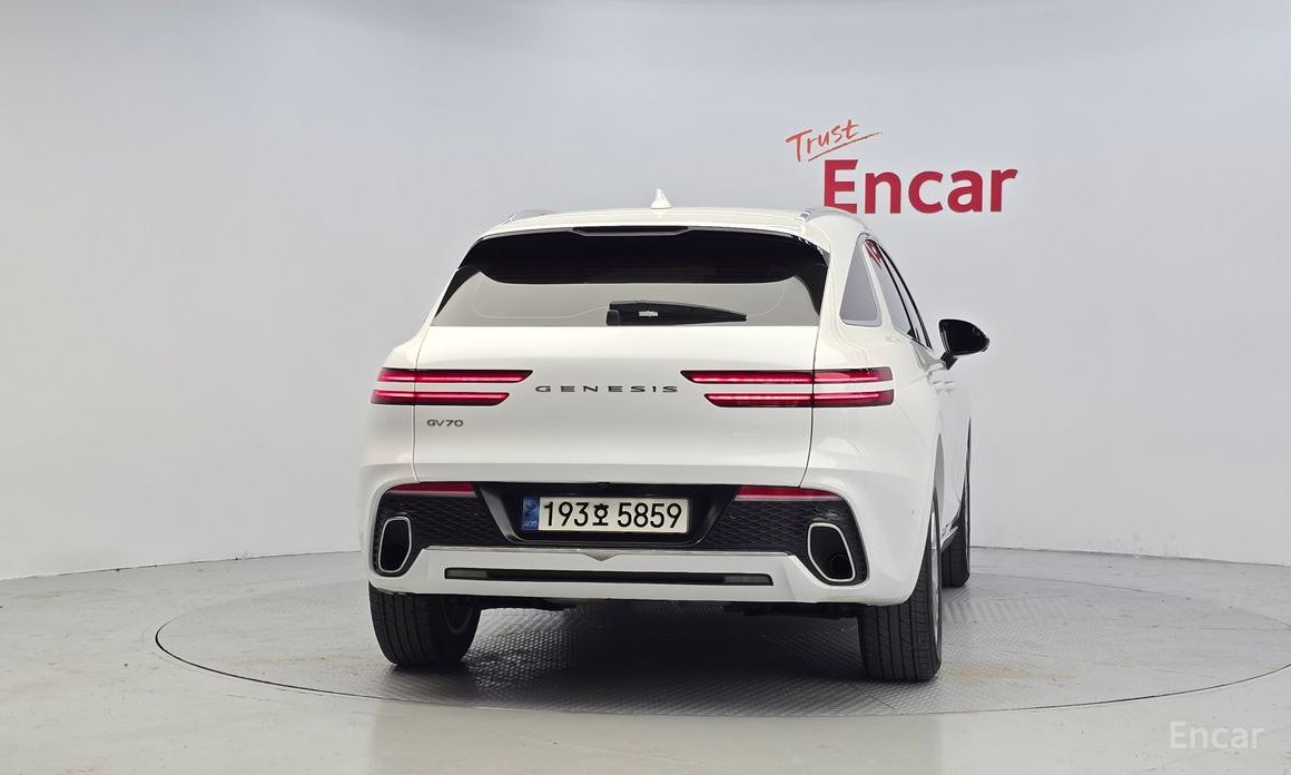  Genesis GV70