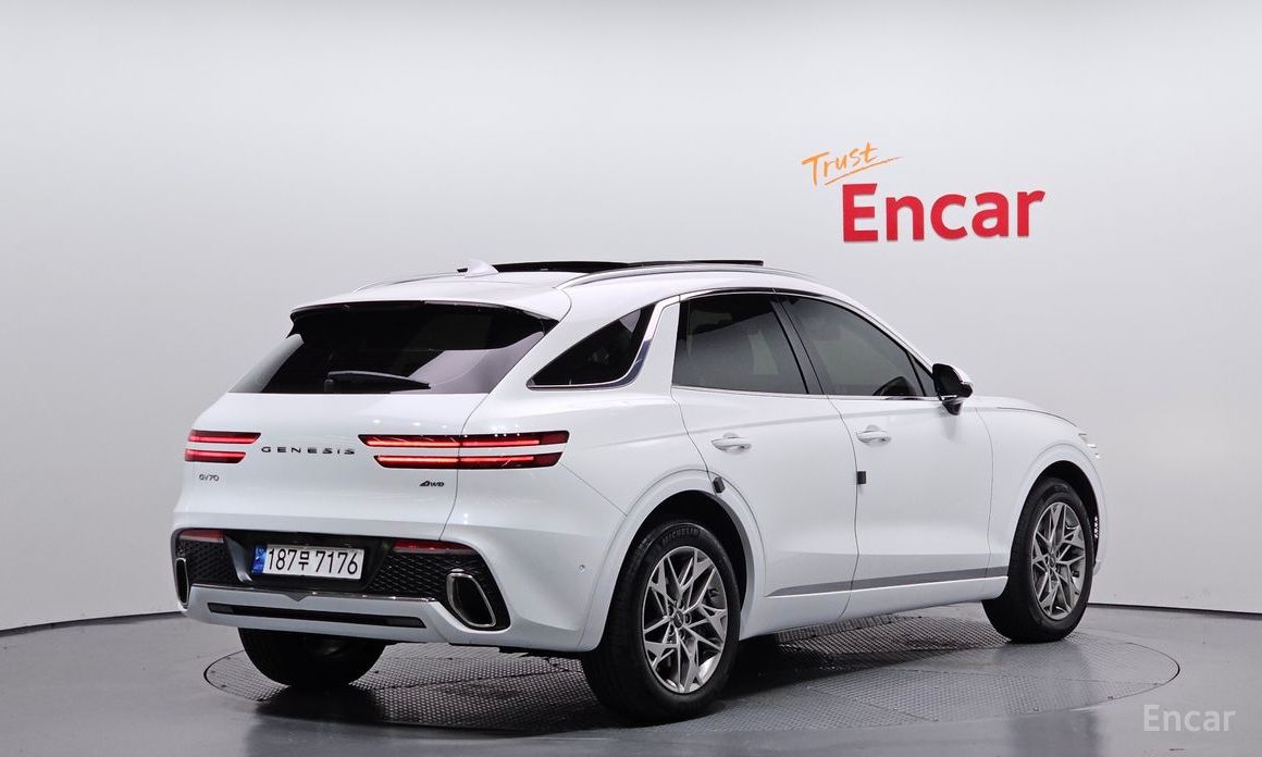  Genesis GV70