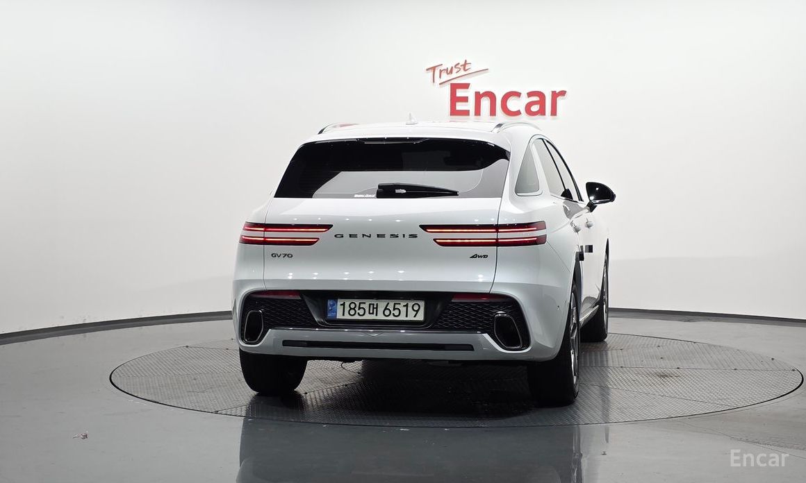  Genesis GV70