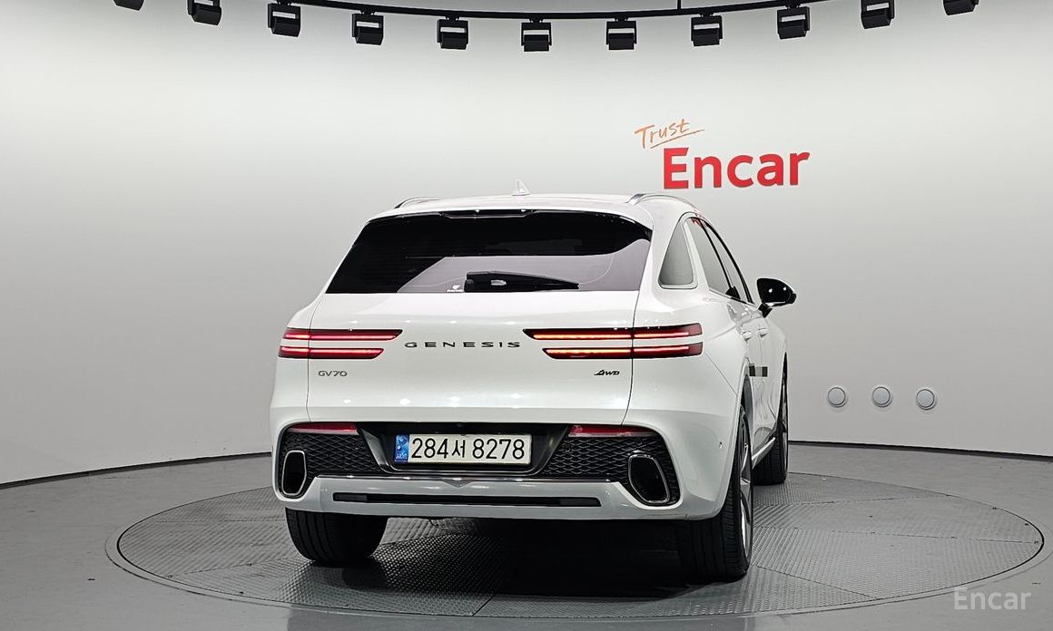  Genesis GV70
