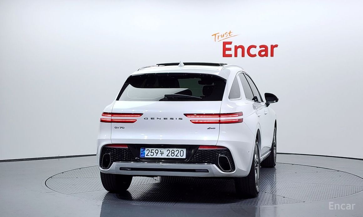  Genesis GV70