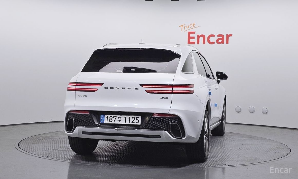  Genesis GV70