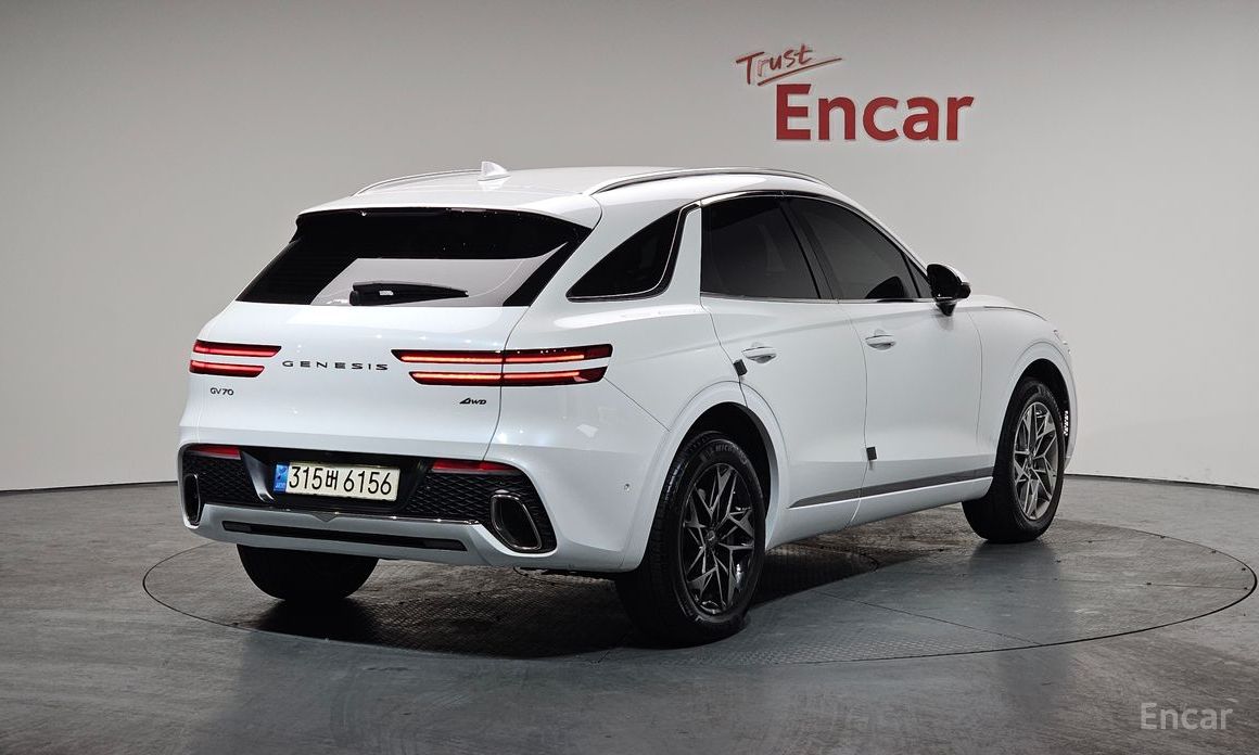  Genesis GV70