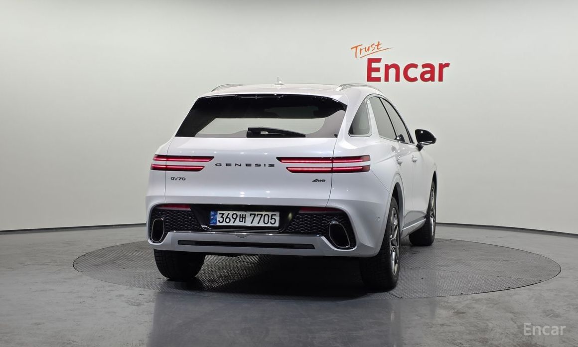 Genesis GV70