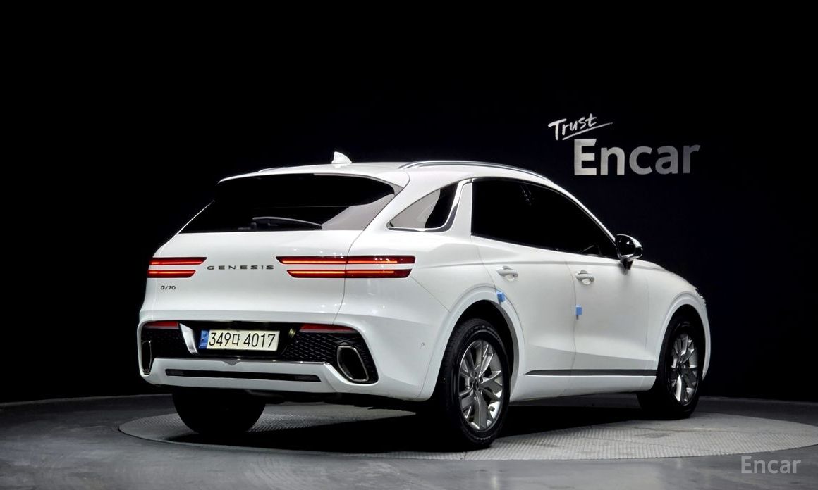  Genesis GV70