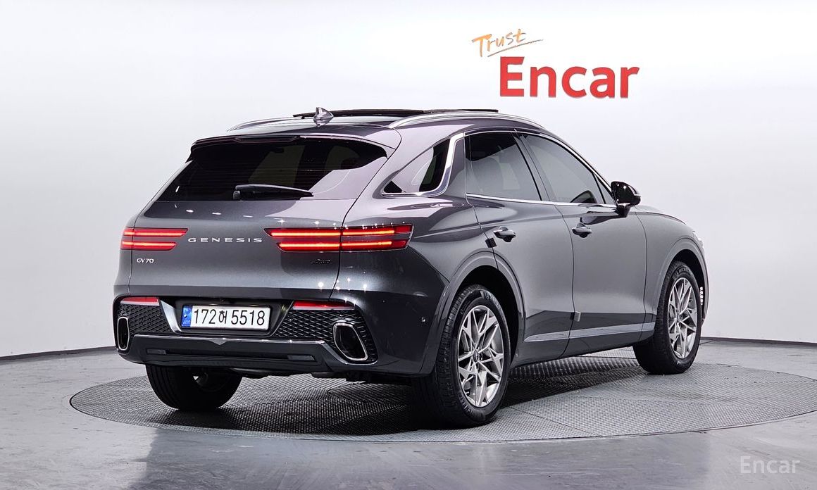  Genesis GV70
