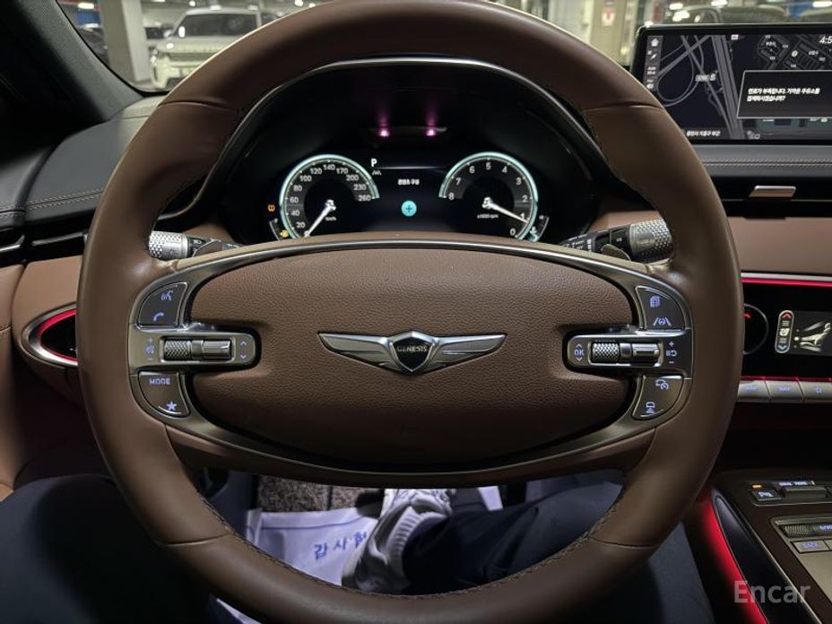  Genesis GV70