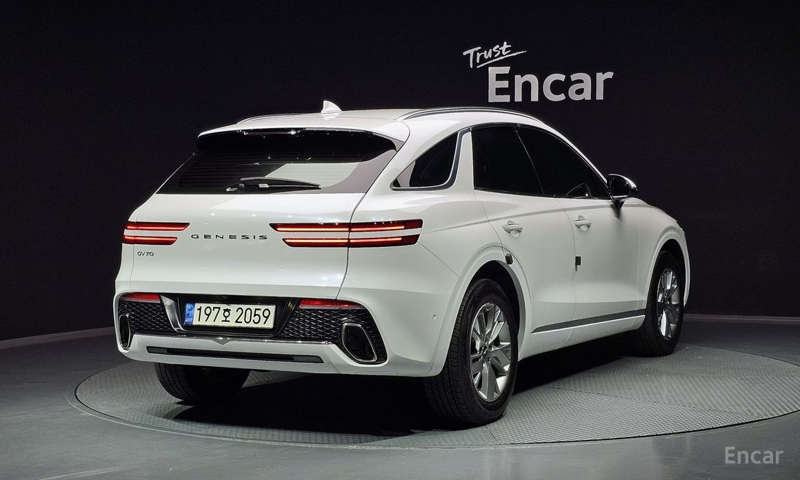  Genesis GV70
