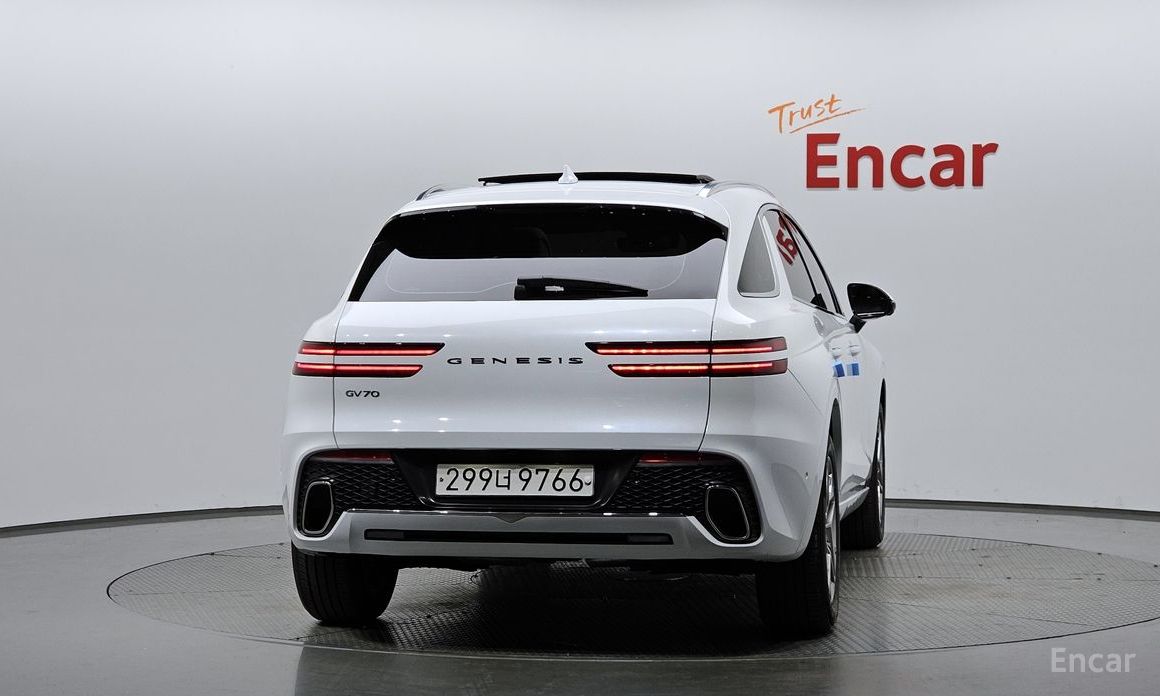  Genesis GV70
