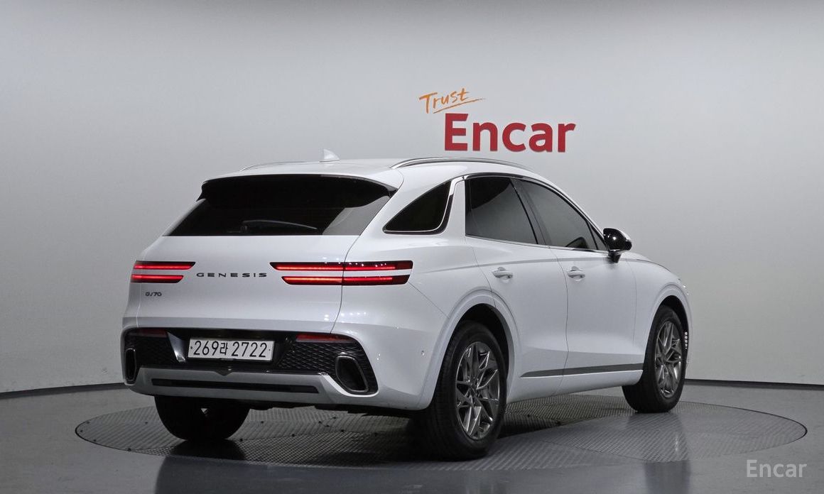  Genesis GV70