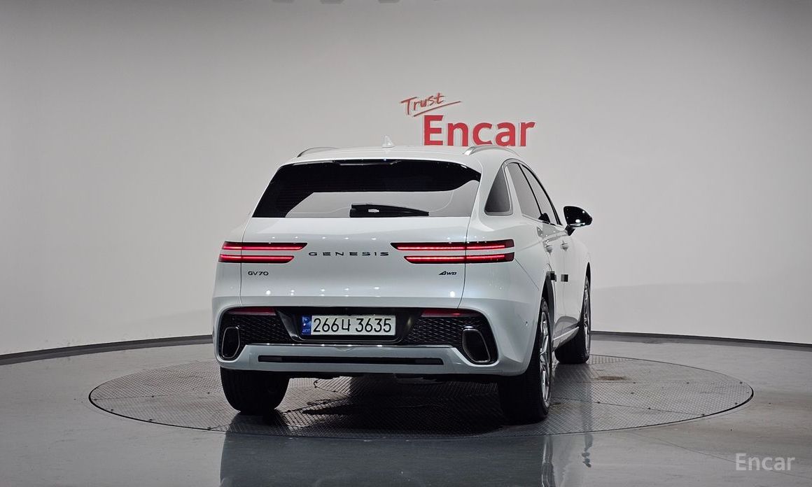  Genesis GV70