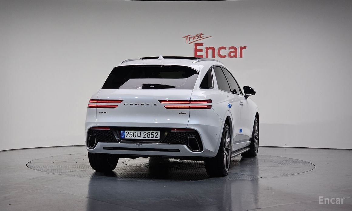  Genesis GV70