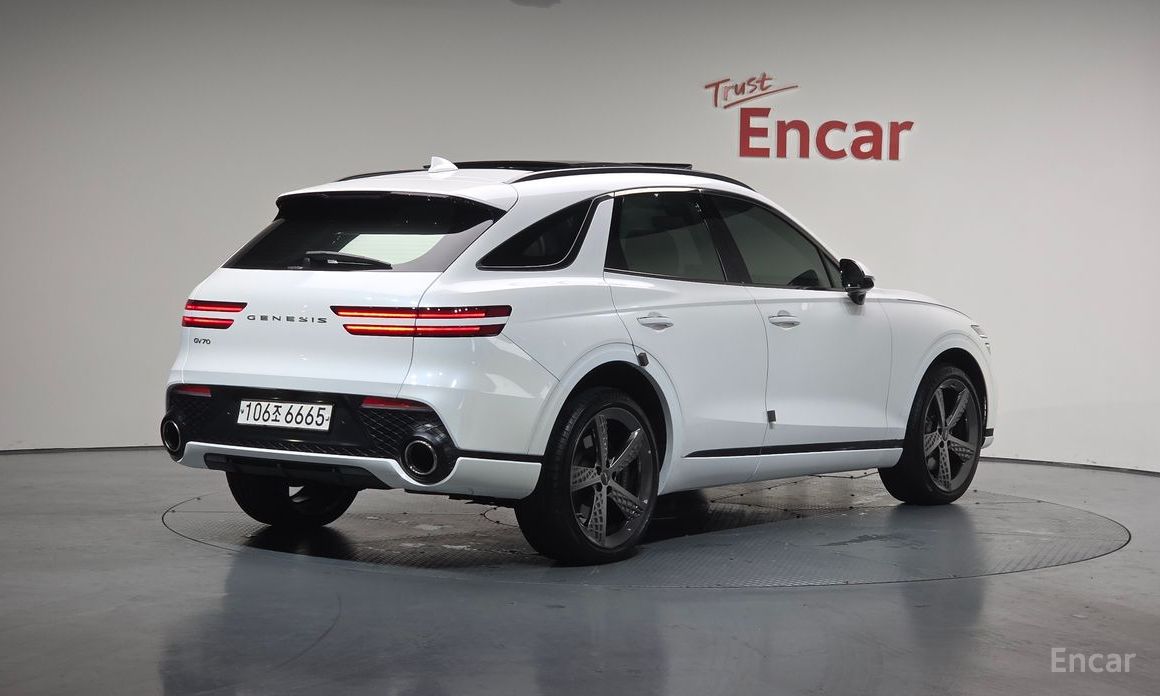  Genesis GV70