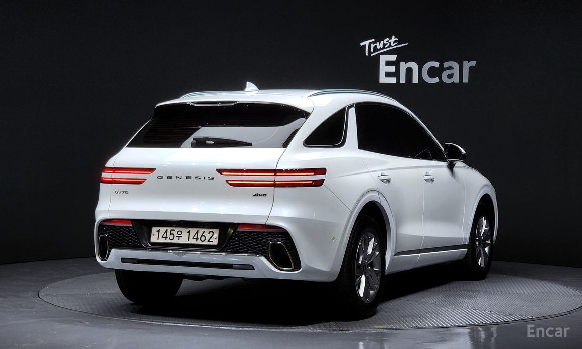  Genesis GV70