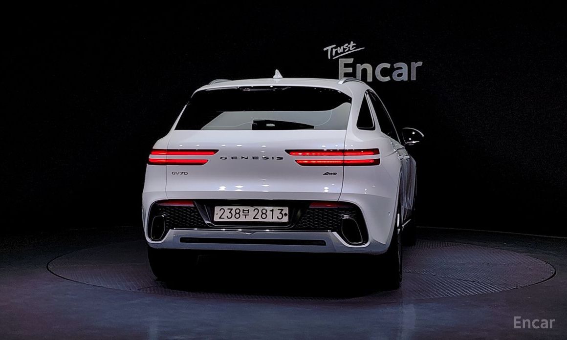  Genesis GV70