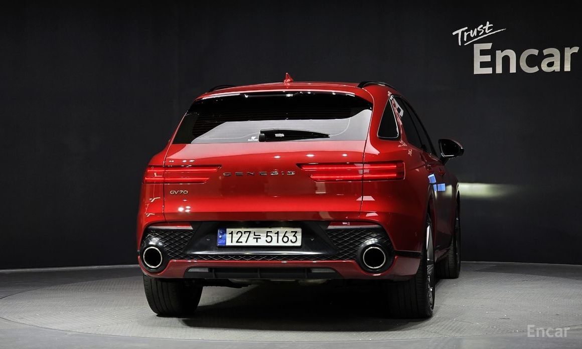  Genesis GV70