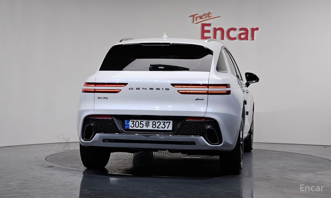  Genesis GV70