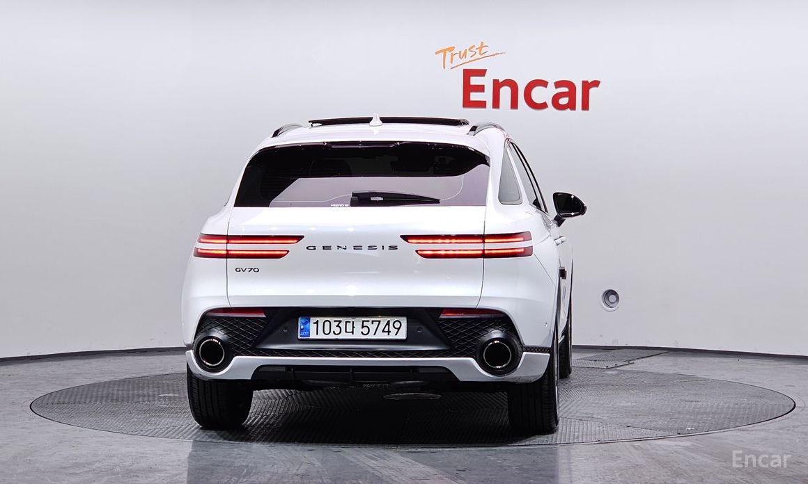  Genesis GV70