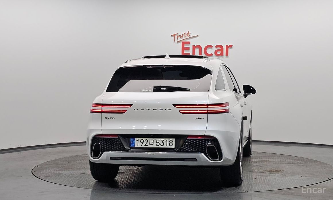  Genesis GV70