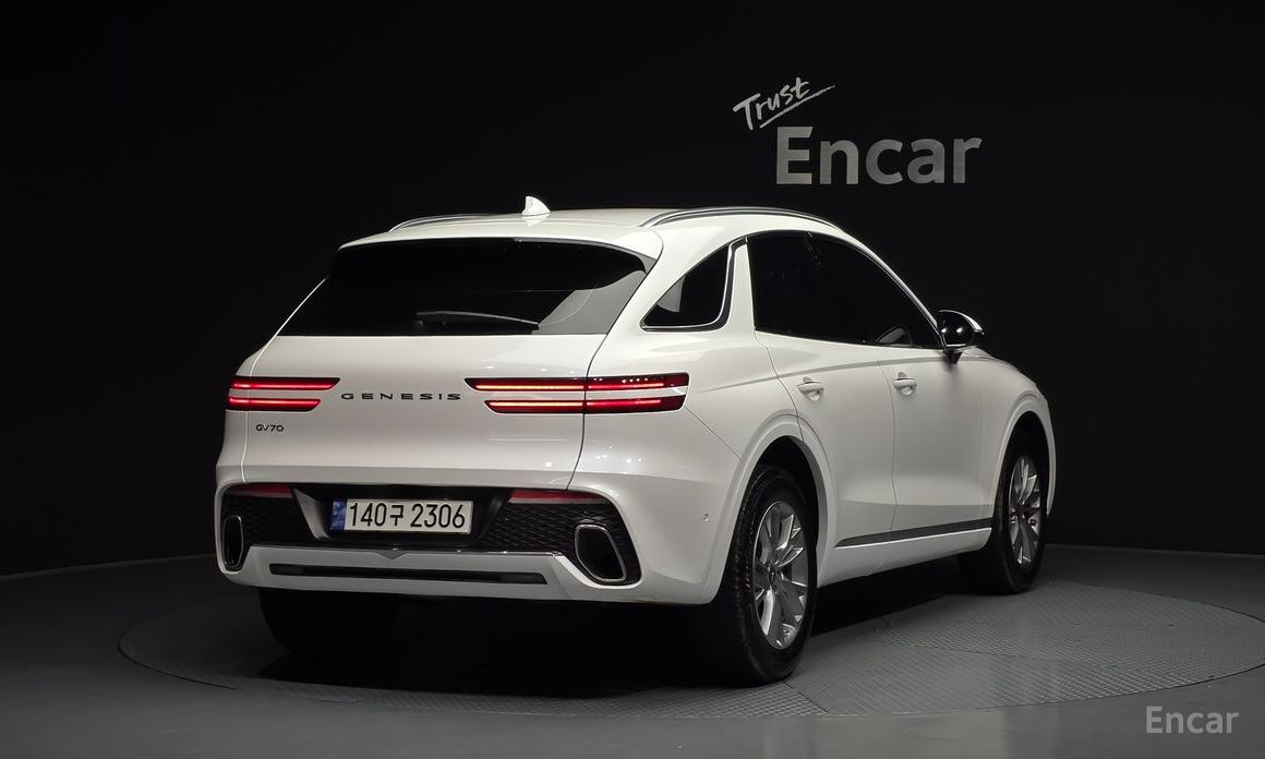  Genesis GV70