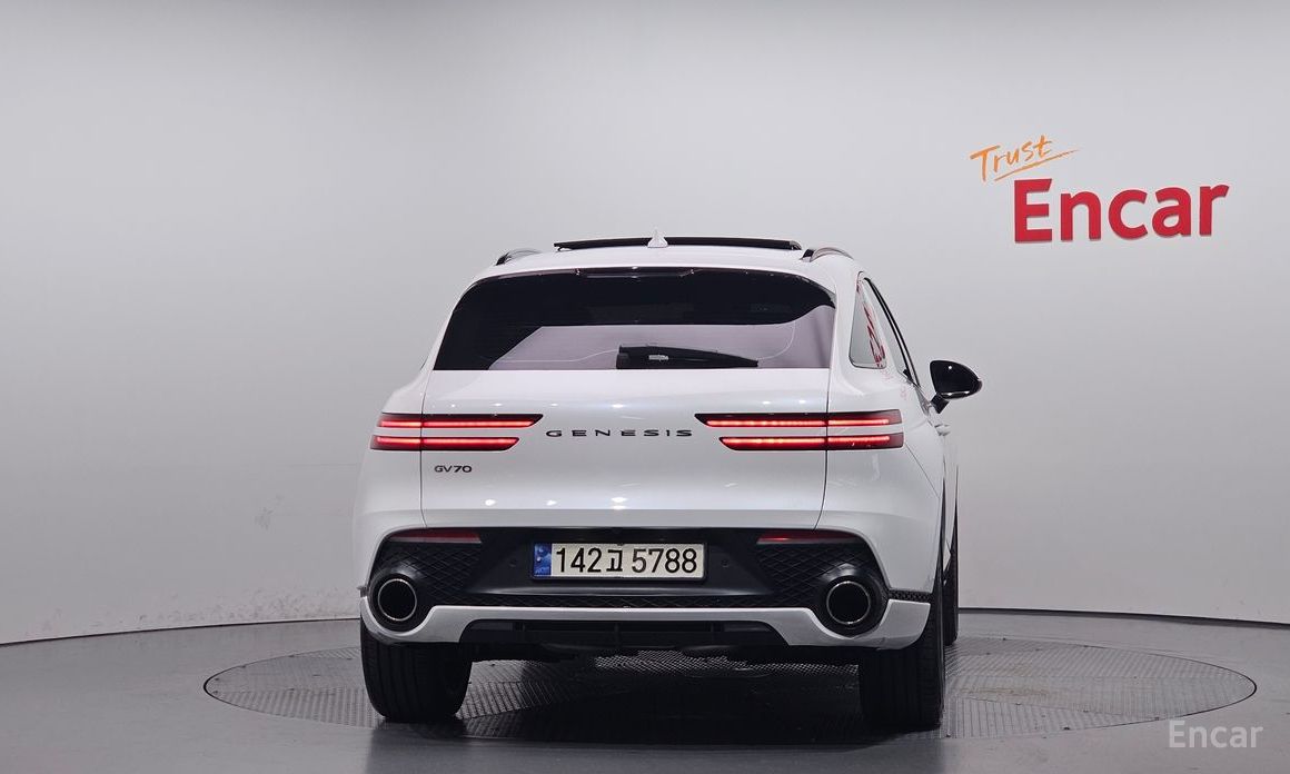  Genesis GV70
