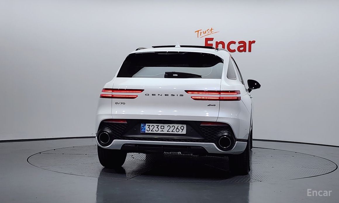  Genesis GV70