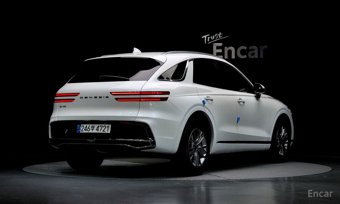  Genesis GV70