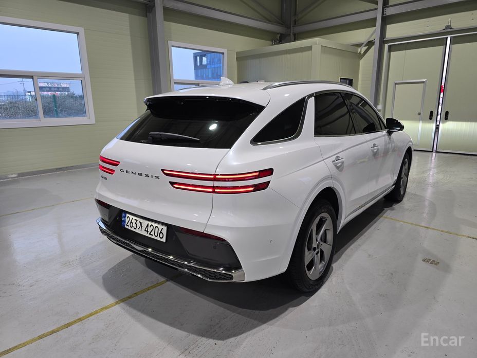  Genesis GV70