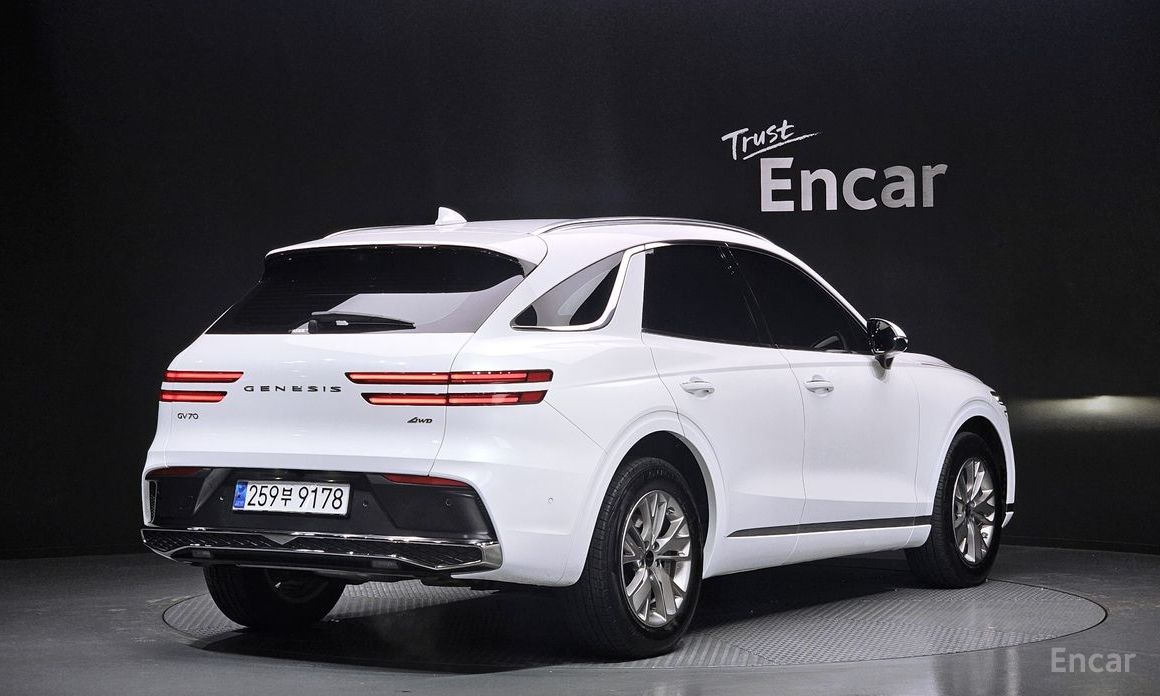  Genesis GV70