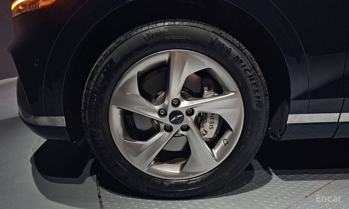  Genesis GV70