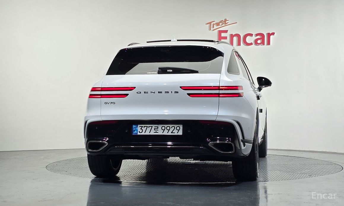  Genesis GV70