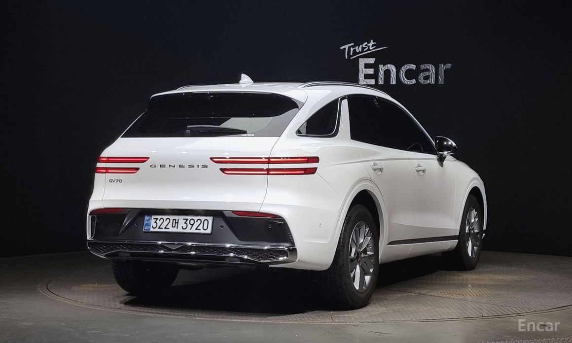  Genesis GV70
