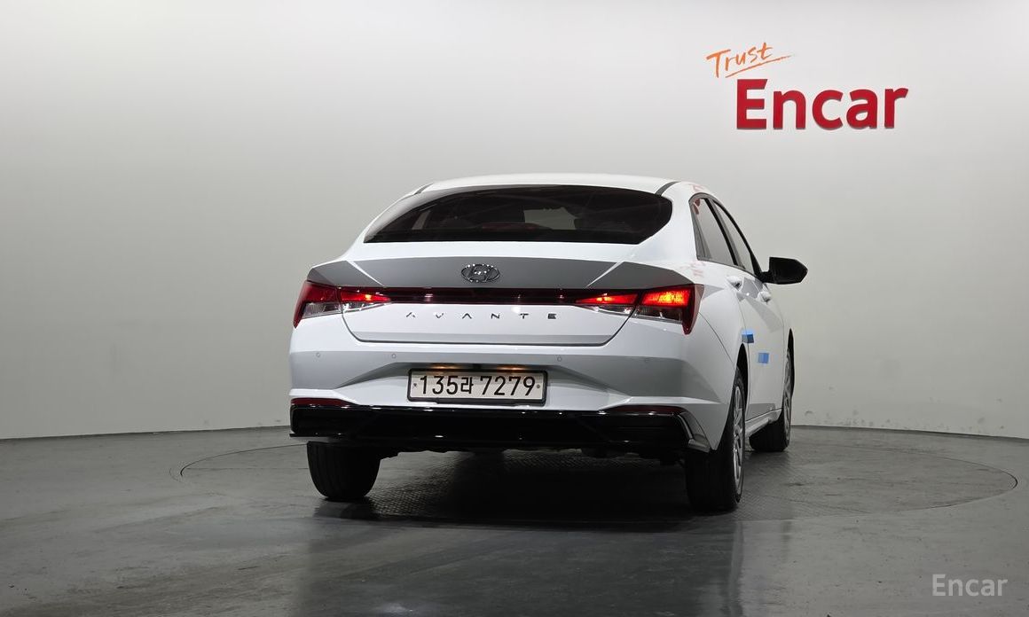  Hyundai AVANTE