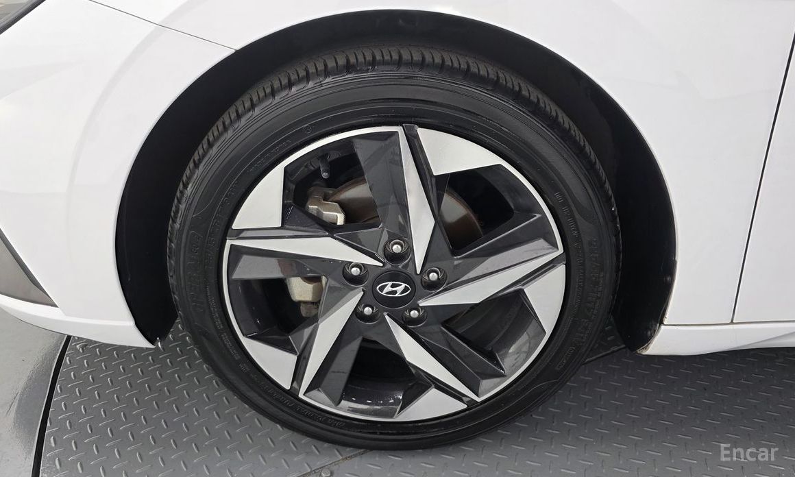  Hyundai AVANTE