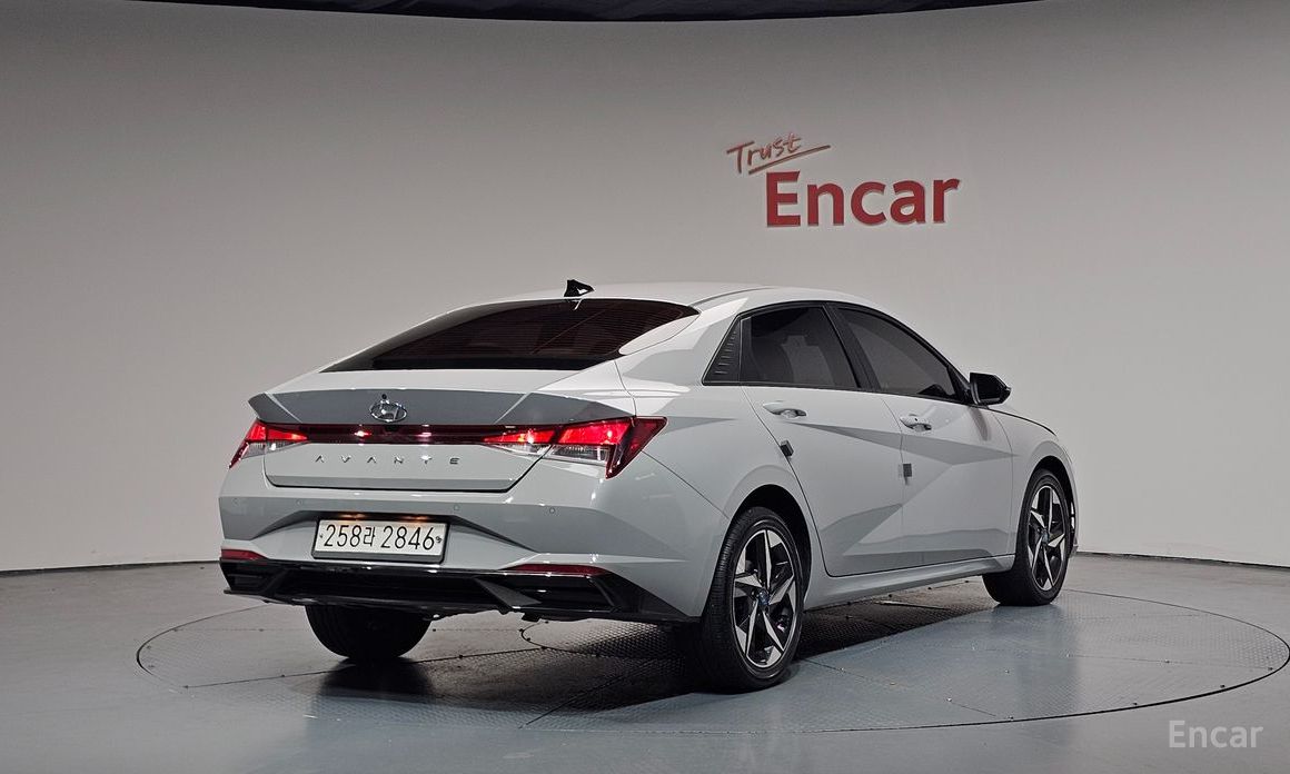  Hyundai AVANTE