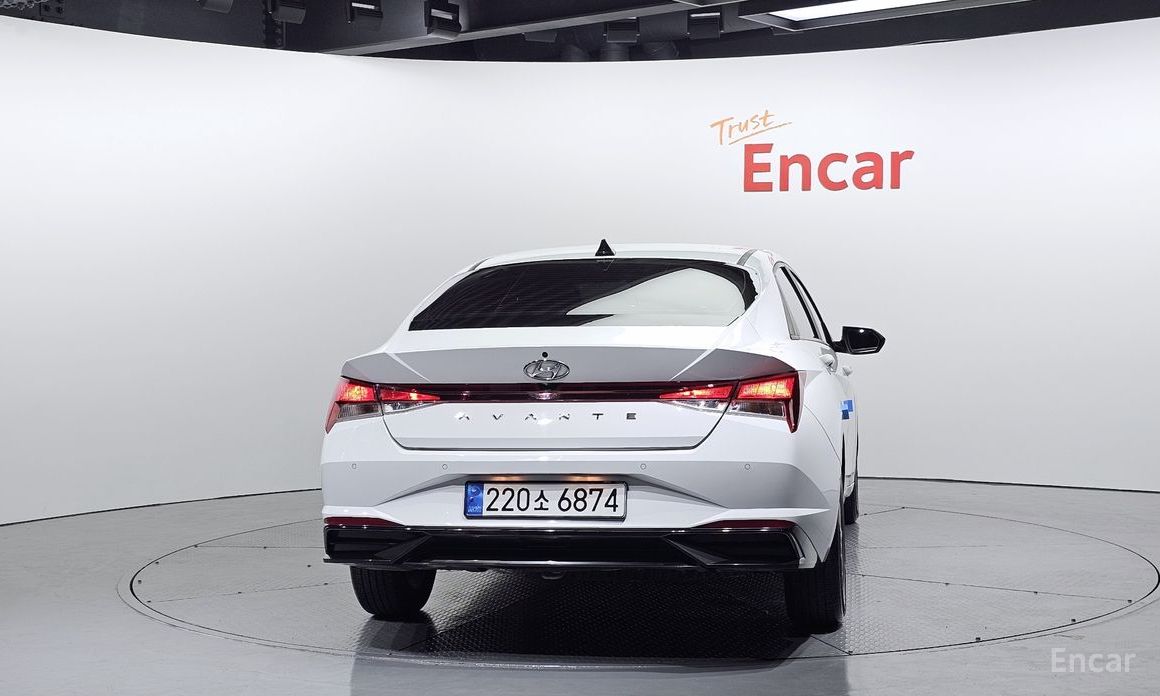  Hyundai AVANTE