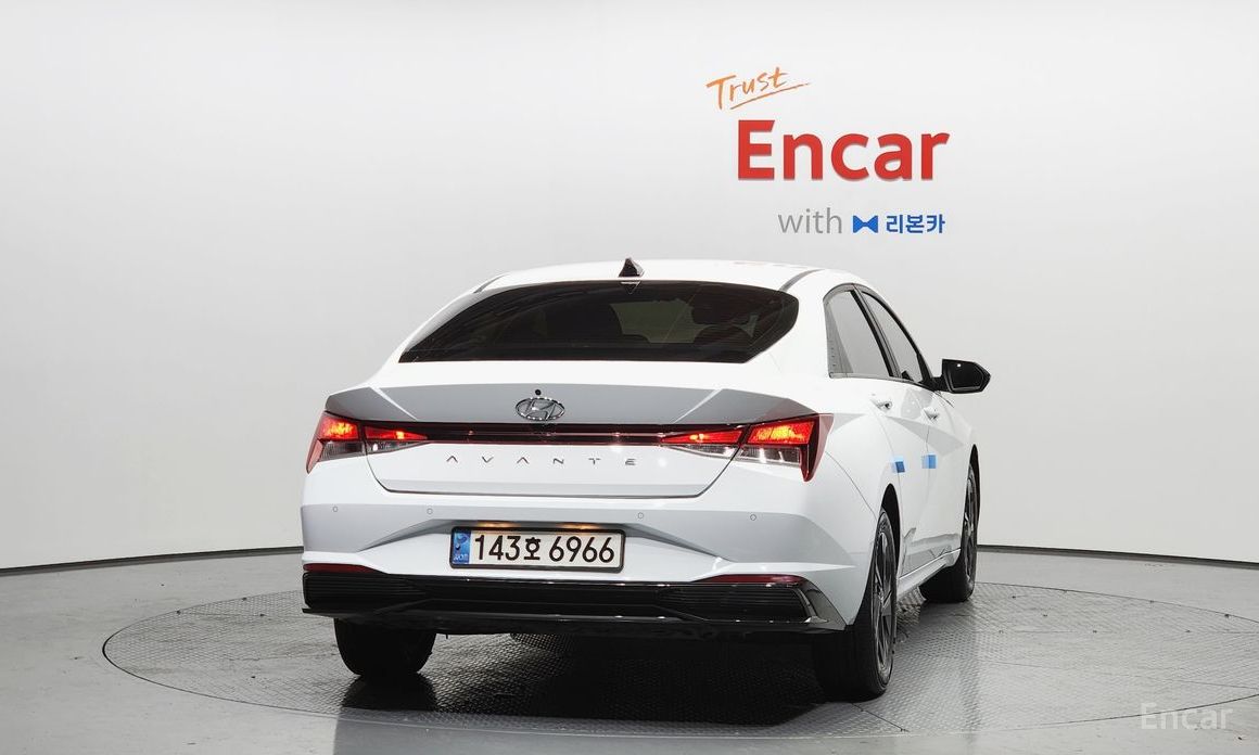  Hyundai AVANTE