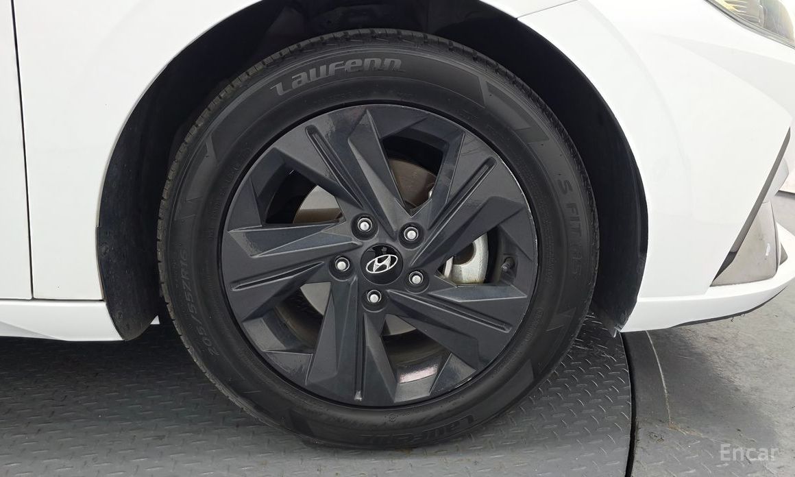  Hyundai AVANTE